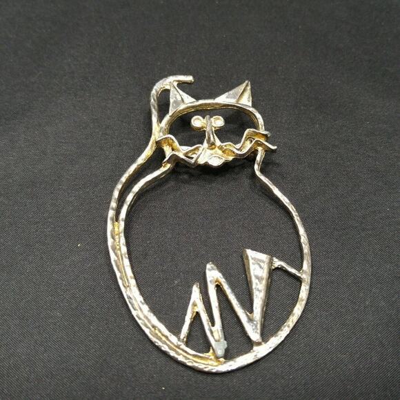 Vintage Original Cat Outline Brooch, 3 1/2 Inches, Distressed Plated Pin - Picture 5 of 10